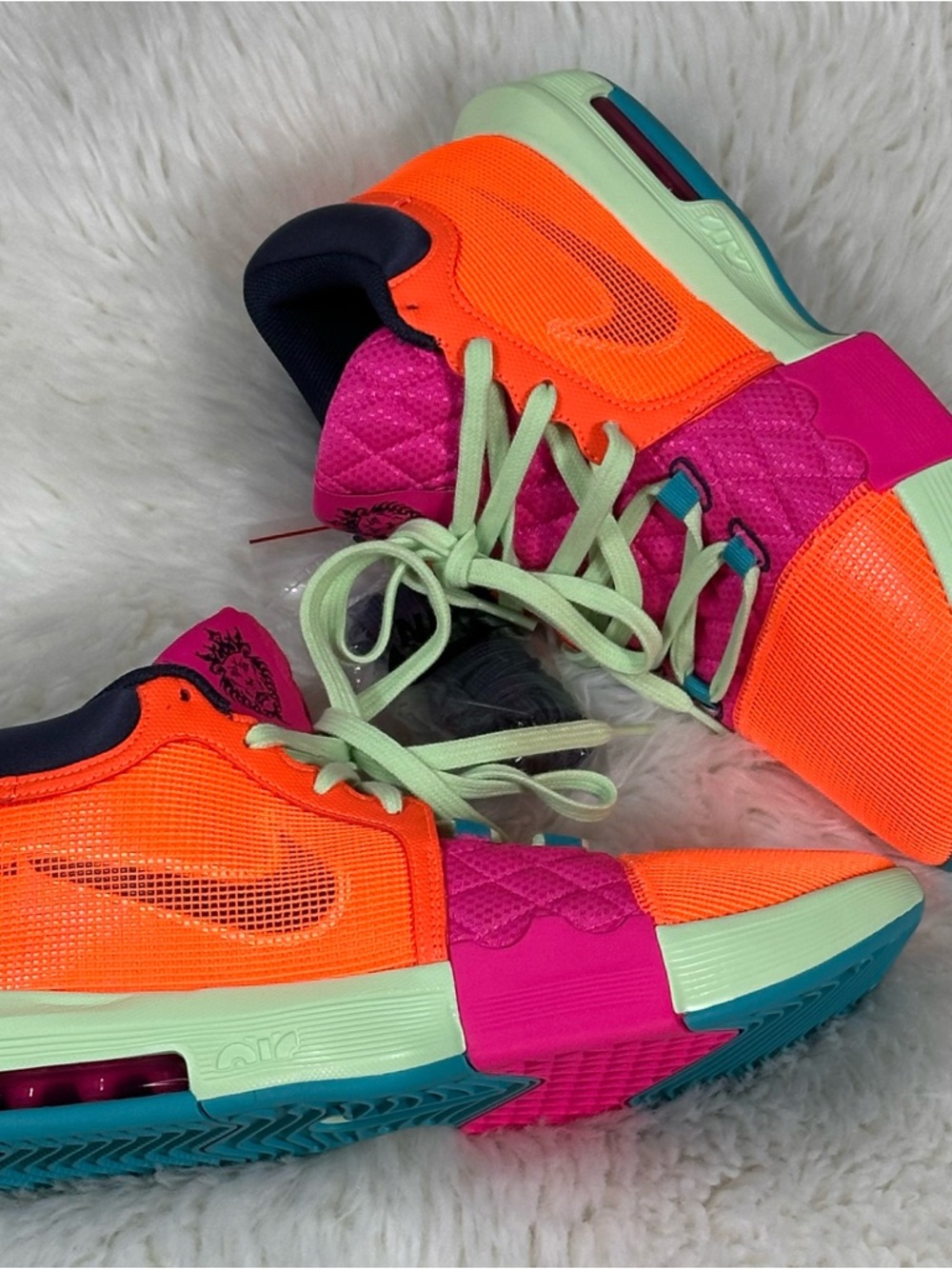 Nike Lebron Witness 8 Orange Blue
Basketball Shoes Men's 
FB2239-800